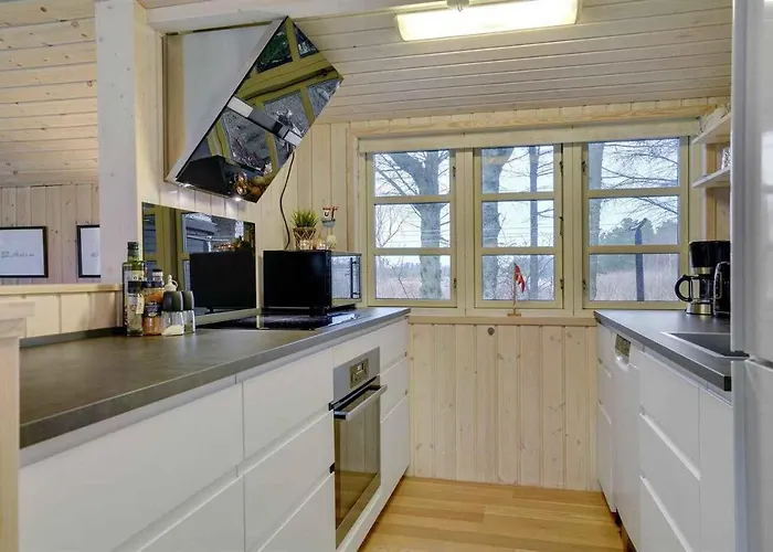Stunning In Unknown With 3 Bedrooms And Wifi * Sæby